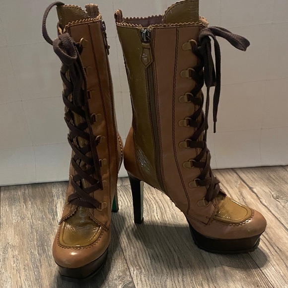 Donald J. Pliner Tan and Brown Lace-Up Boots - Picture 1 of 16